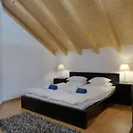 Staubbach By Interhome לוטרברונן